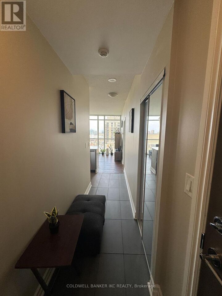 Property Photo:  4099 Brickstone Mews 1108  ON L5B 0G2 