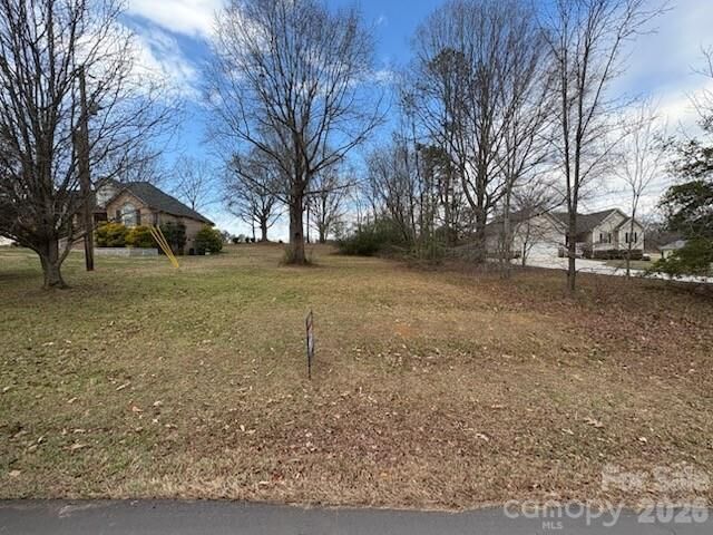 Property Photo:  124 Harbourtown Drive 30  NC 28086 