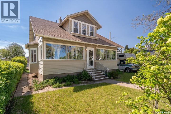 Property Photo:  944 Alder Avenue  SK S6H 0Y1 