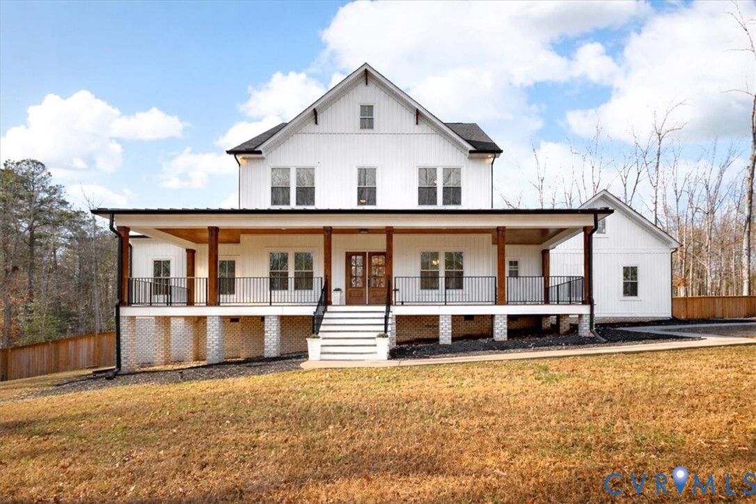 Property Photo: 702 Hockett Road VA 23103