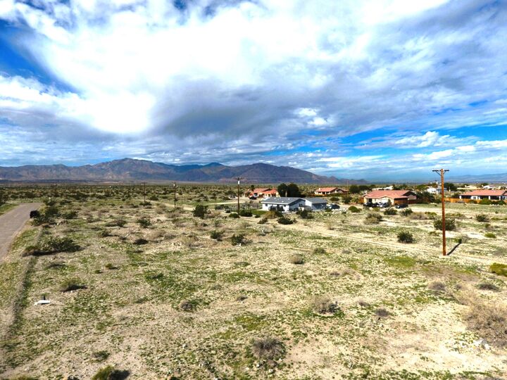 Property Photo:  1570 Arctic Avenue  CA 92274 