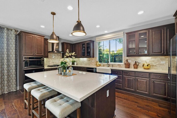 Property Photo: 883 Barney Com CA 94551