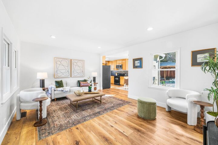 Property Photo:  1543 4th St  CA 94550 