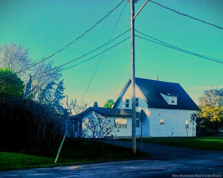 Property Photo: 200 Jubilee Street NB E4P 1X5
