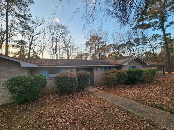 Property Photo:  349 White Oak Lane  LA 71457 