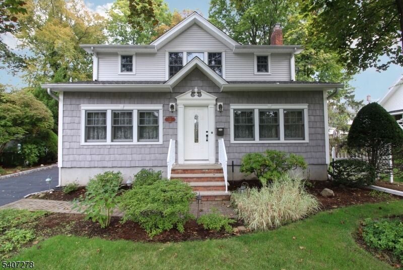 Property Photo: 314 Knickerbocker Rd NJ 07670
