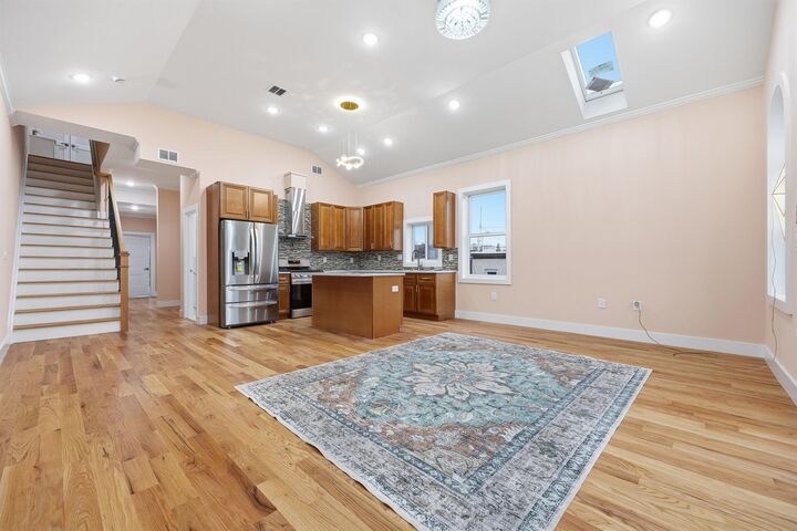 Property Photo:  156 Leonard St 2  NJ 07307 