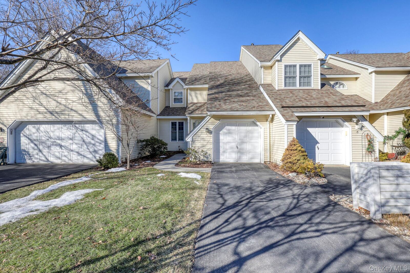 Property Photo: 7 Birkdale Court NY 12603