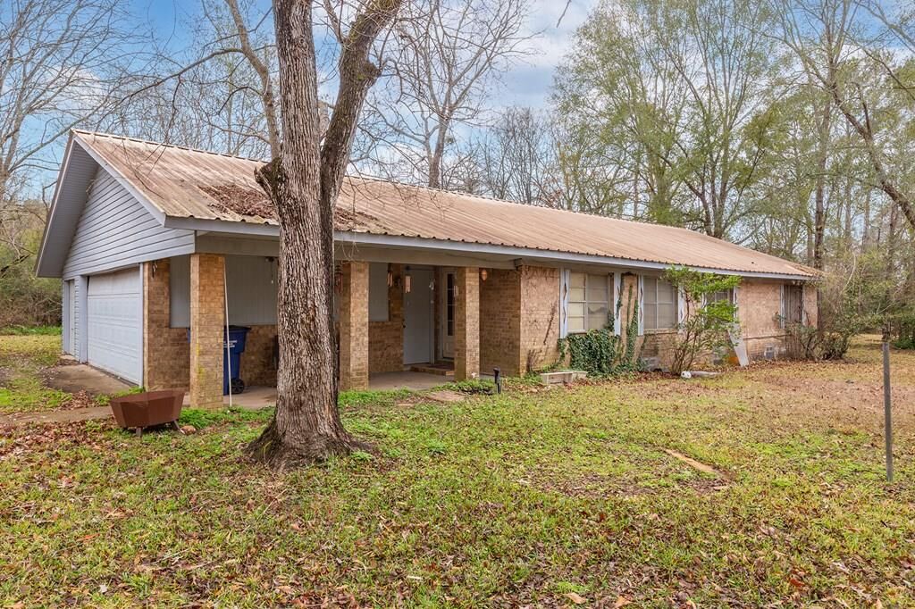 Property Photo:  800 A. S. Davis Road  TX 75941 