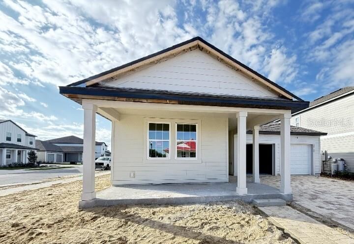 Property Photo:  30104 Misty Pines Road  FL 32757 