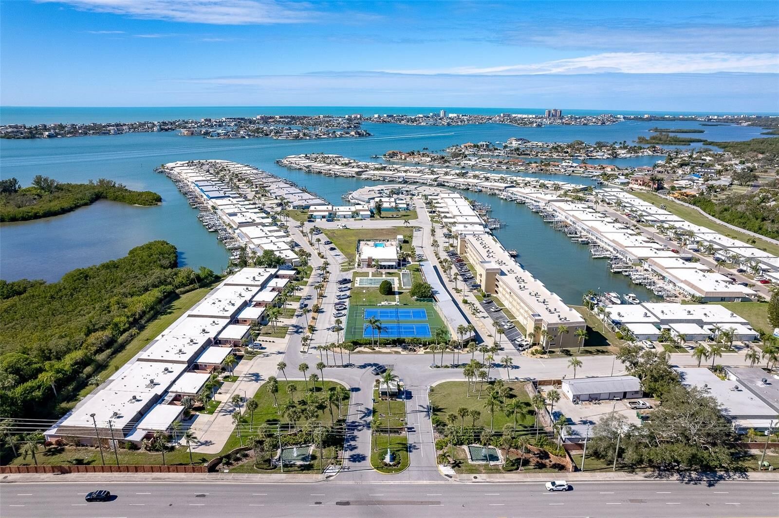 Property Photo: 1 Boca Ciega Point Boulevard 113 FL 33708