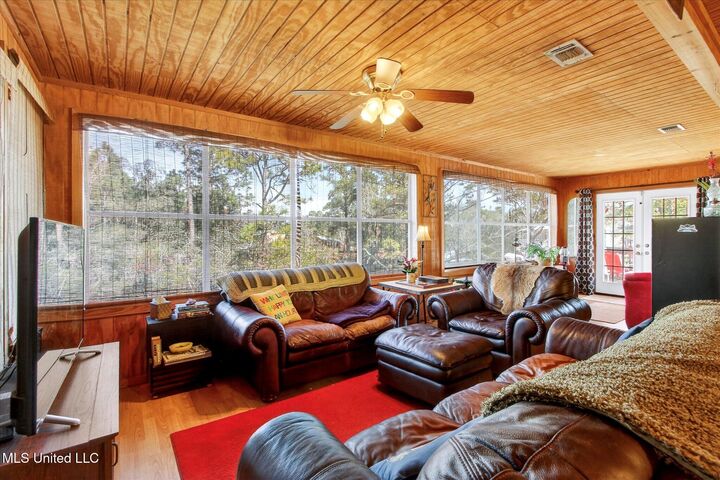 Property Photo:  10008 Willow Street  MS 39520 