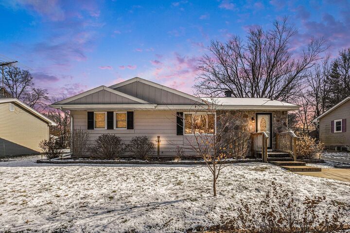 Property Photo: 5619 Cheshire Street MI 49002