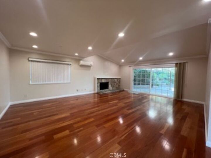 Property Photo: 867 N 16th CA 90640