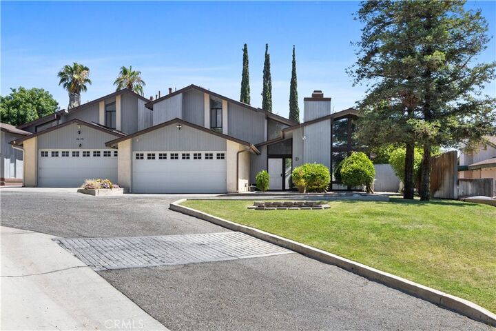 Property Photo:  3319 Maywood Drive 1  CA 93306 