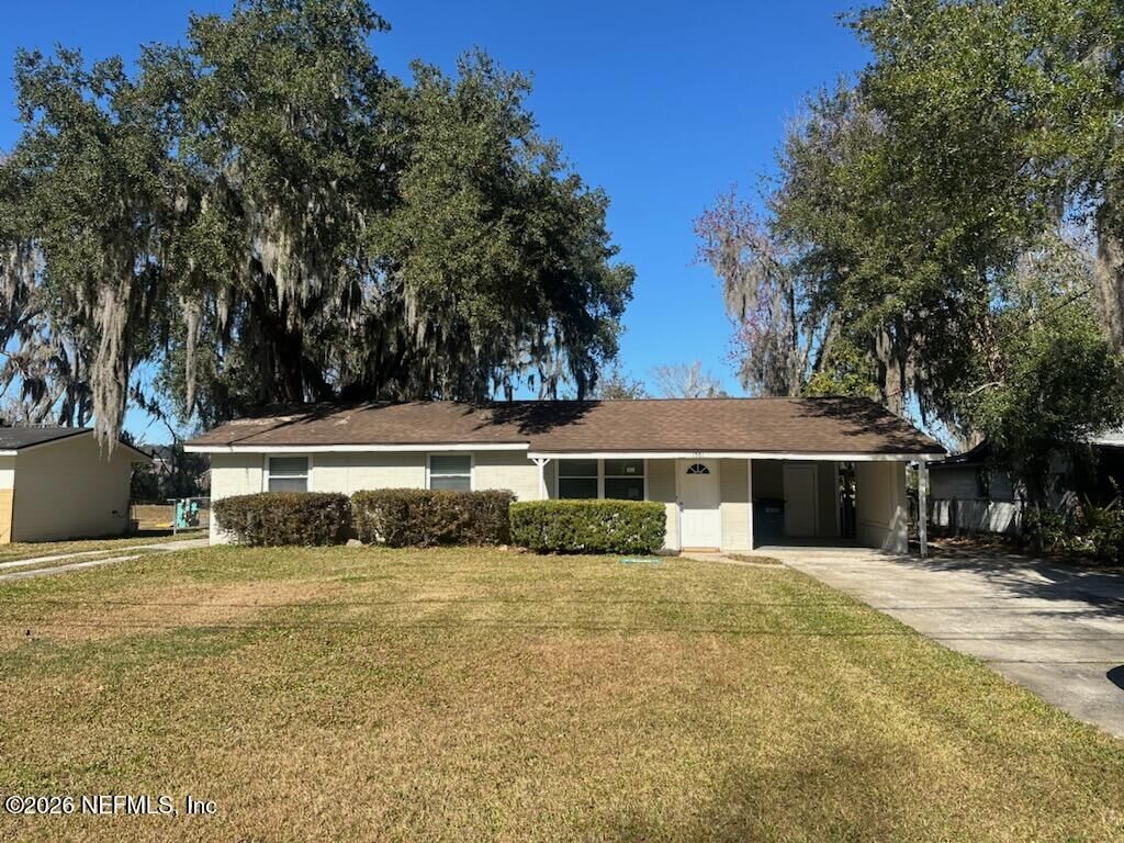 Property Photo: 1551 Mar Vic Lane FL 32218