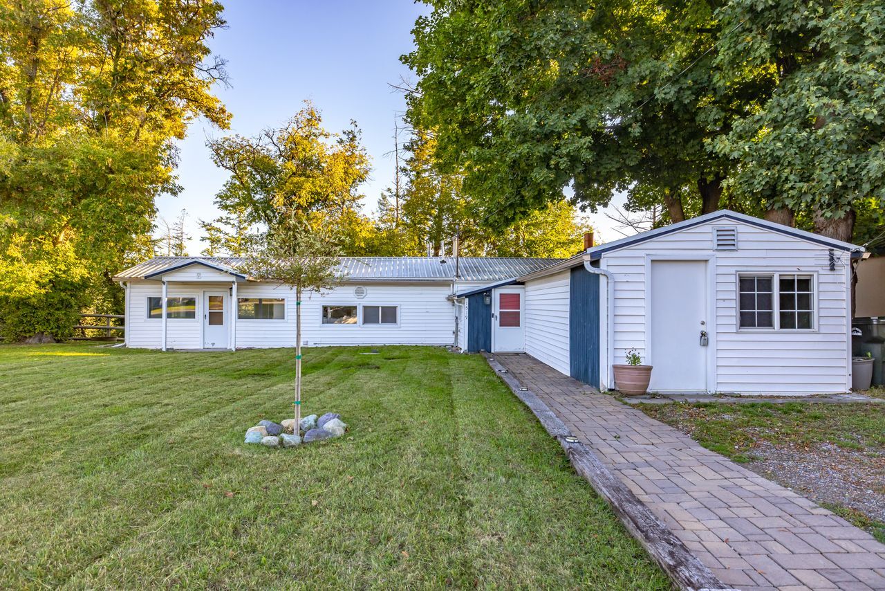 Property Photo: 1519 Woodland Avenue MT 59901