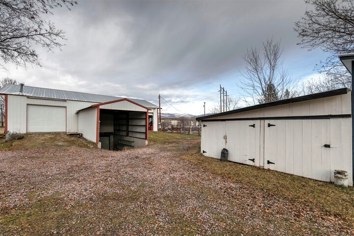 Property Photo:  1810 1/2 River Road  MT 59801 
