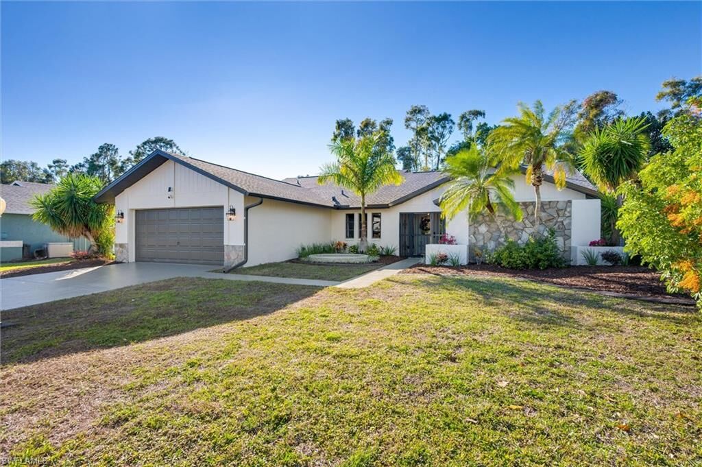 Property Photo: 14646 Aeries Way Dr FL 33912
