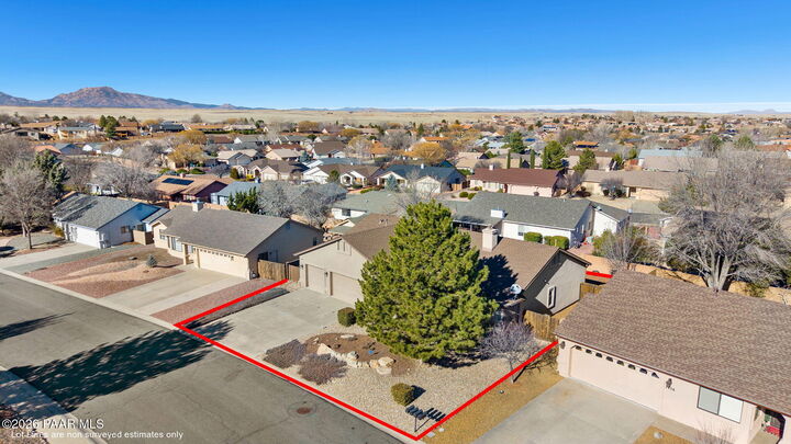 Property Photo: 7440 E Horizon Way AZ 86315