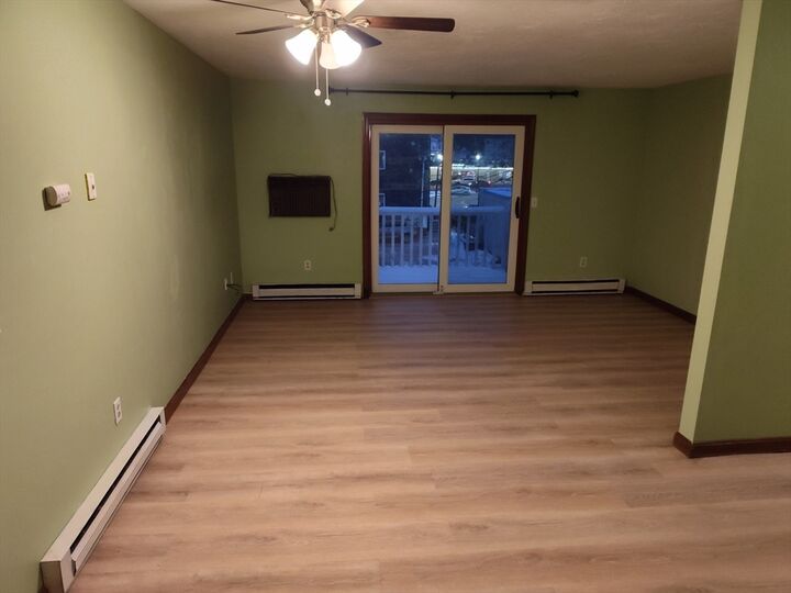 Property Photo:  15 Houghton St 9  MA 01604 