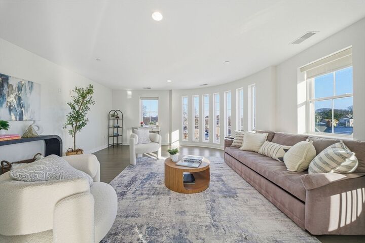 Property Photo:  120 Wyllis Ave 401  MA 02149 