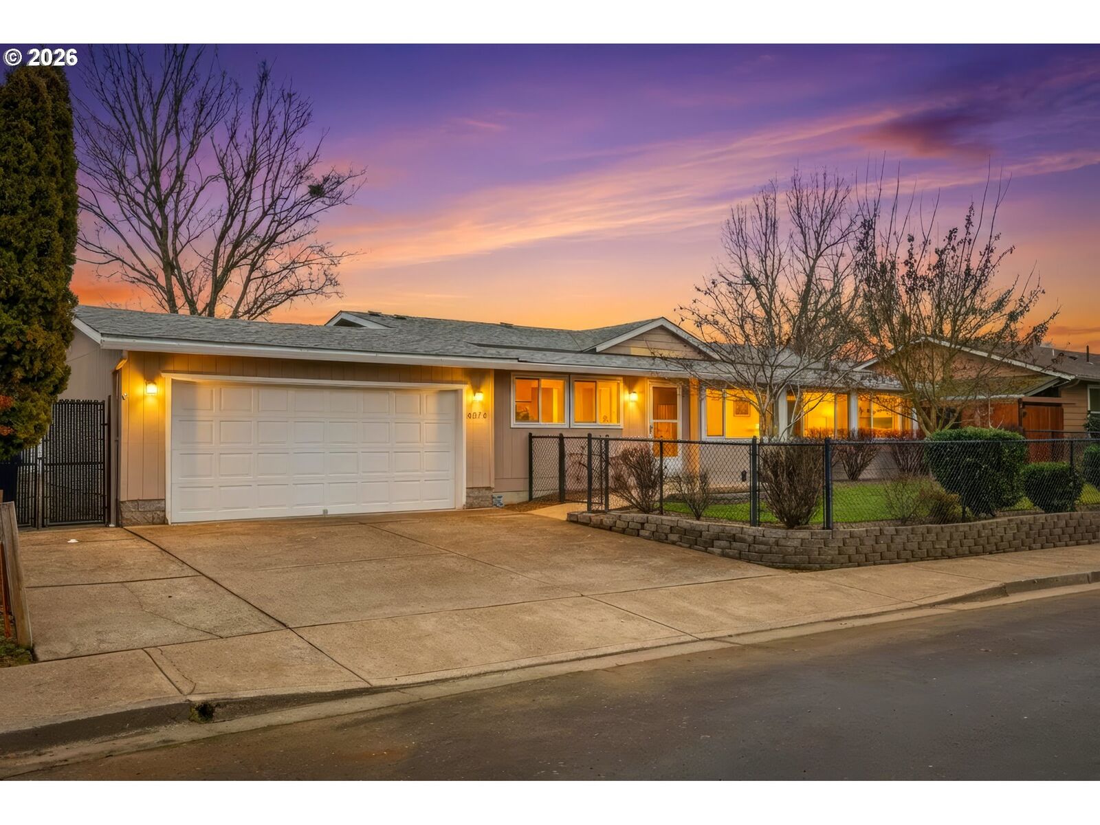 Property Photo:  4074 NE Vernon St  OR 97305 