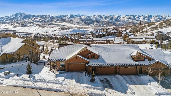 Property Photo: 14463 N Council Fire Trail UT 84036