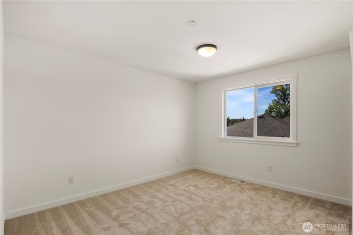 Property Photo: 4223 220th Place SE WA 98021