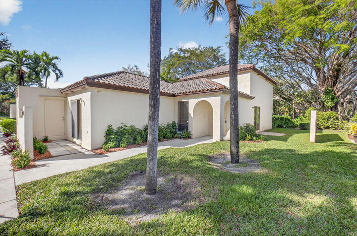 Property Photo:  3149 Kingswood Terrace  FL 33431 