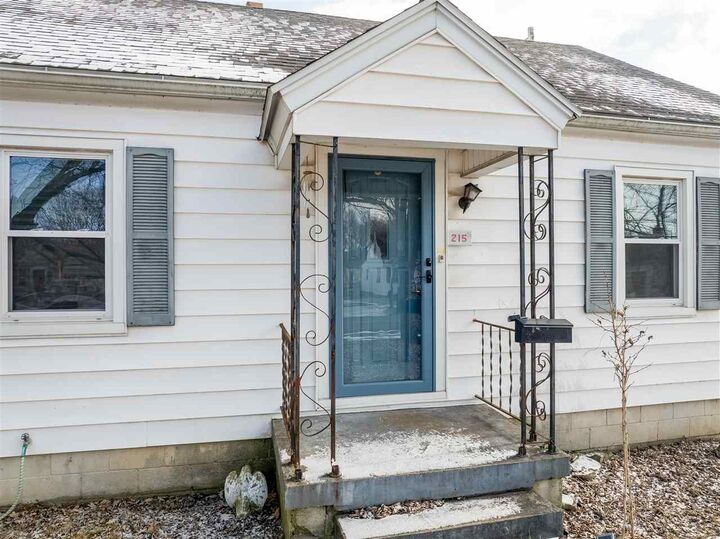 Property Photo:  215 NW 10th Street  IN 47374 