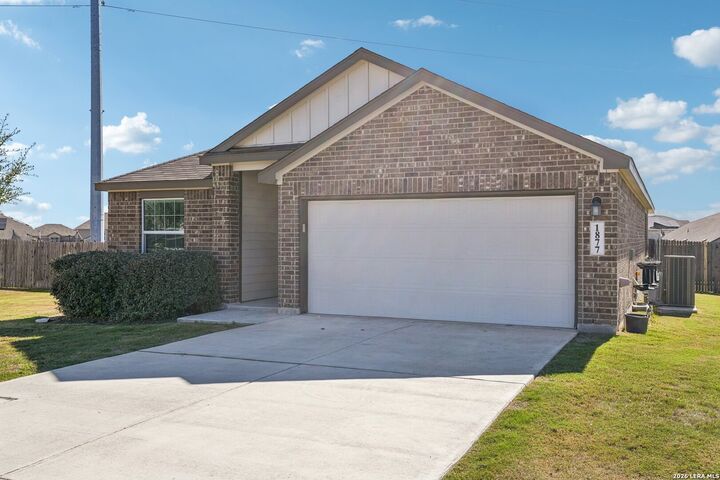 Property Photo:  1877 Lauter Ln  TX 78130 