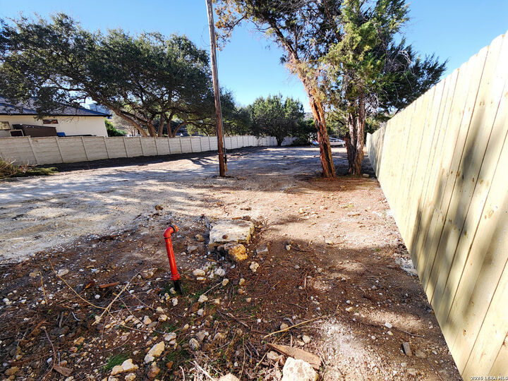 Property Photo: 162 Tropical TX 78133