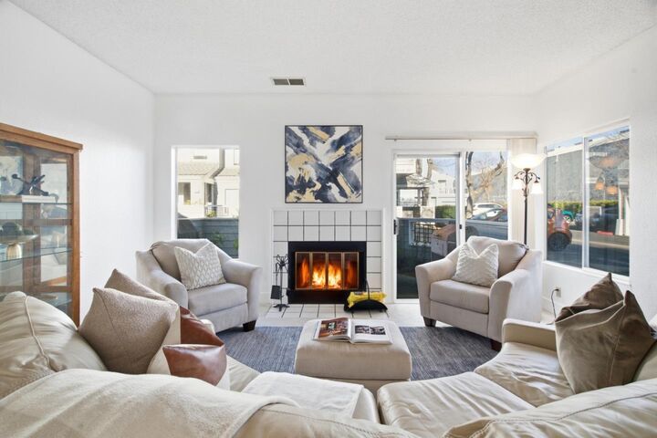 Property Photo:  25495 Southwick Drive 101  CA 94544 