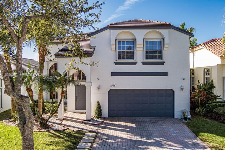 Property Photo:  15842 NW 10th St  FL 33028 