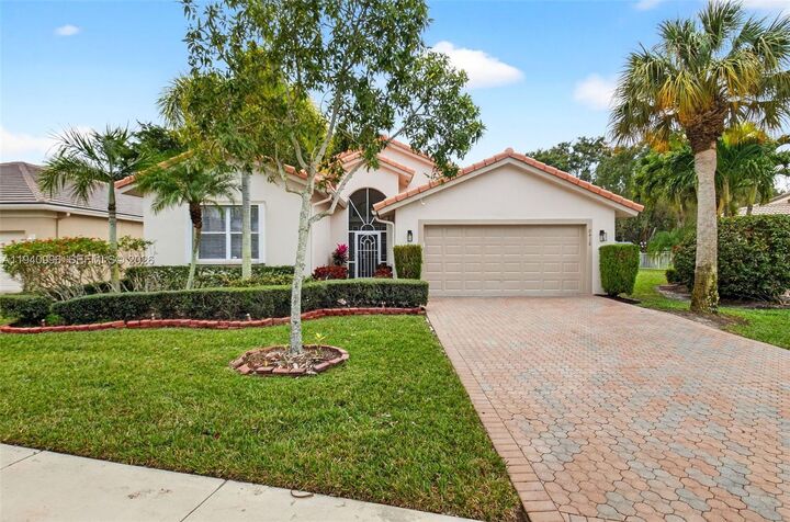 Property Photo: 8418 Marsala Way FL 33472