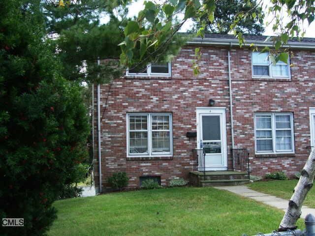 Property Photo:  4 Elmwood Street  CT 06902 