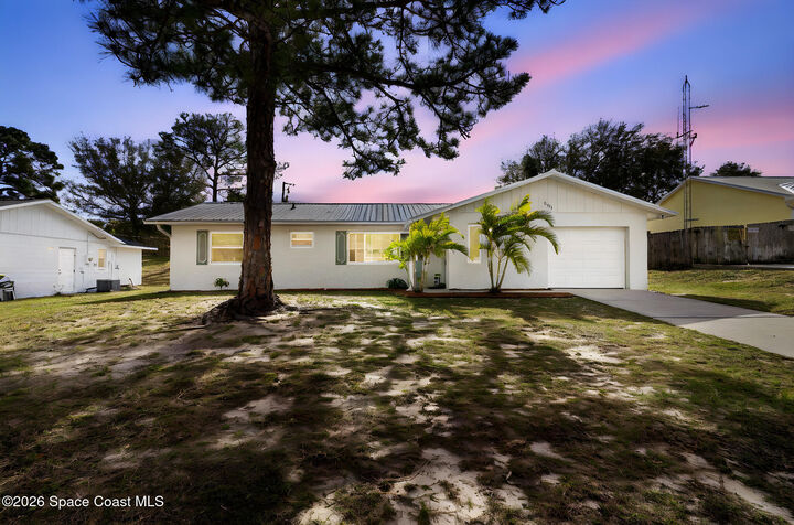 Property Photo: 1131 Covina Street FL 32927