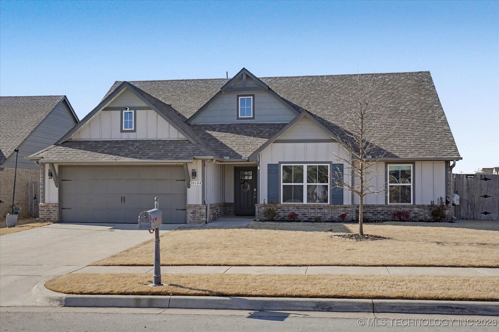 Property Photo:  10104 S 233rd East Avenue  OK 74014 