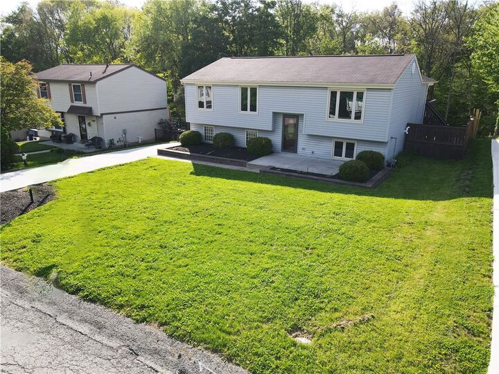 Property Photo:  1664 Connor Rd  PA 15129 