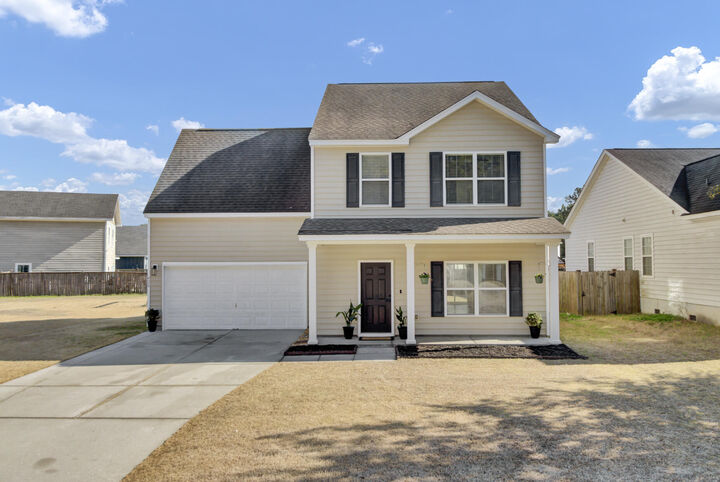 Property Photo: 420 Sablewood Drive SC 29450
