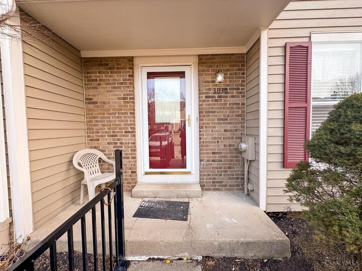 Property Photo:  3030 Stratford Court  OH 45140 