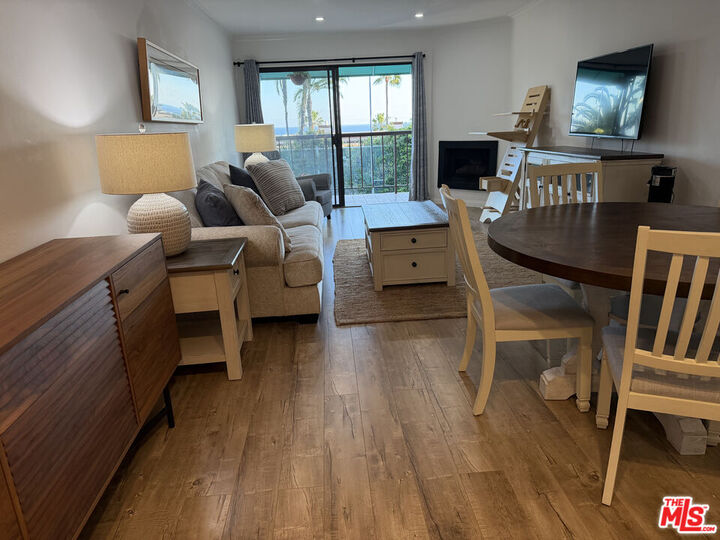 Property Photo: 26664 Seagull Way CA 90265