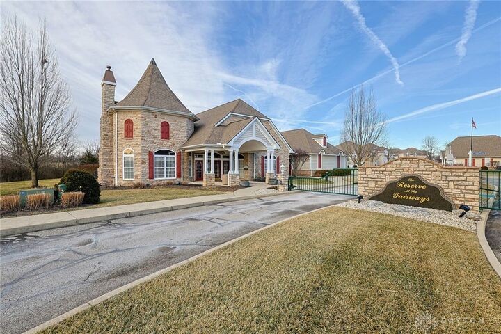 Property Photo:  6991 Salon Circle  OH 45424 