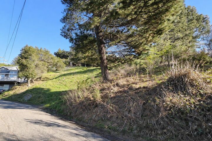 Property Photo:  6842 Armour Dr  CA 94611 