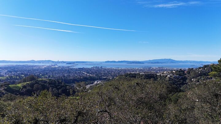 Property Photo: 6108 Skyline Blvd CA 94611