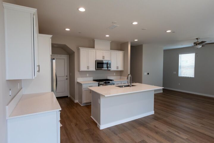 Property Photo:  793 Laina Avenue  CA 93636 