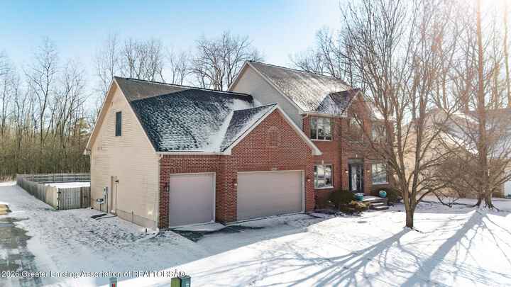 Property Photo:  943 Abbey Road  MI 48823 