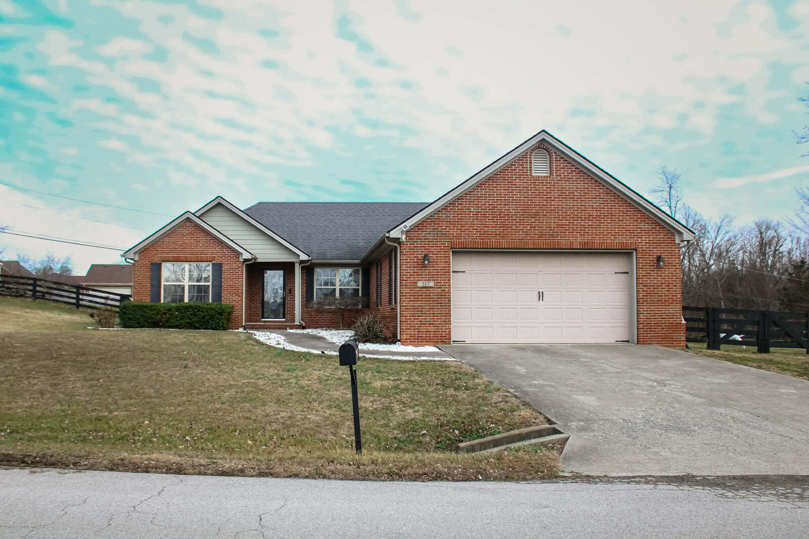 Property Photo:  317 Lewis Drive  KY 40475 