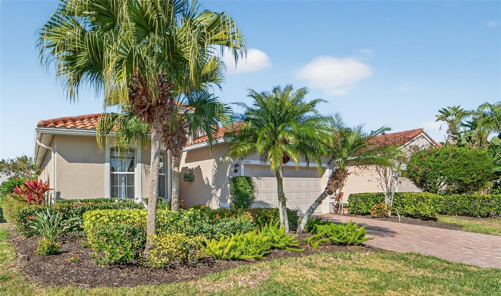 Property Photo: 6502 42nd Street E FL 34243